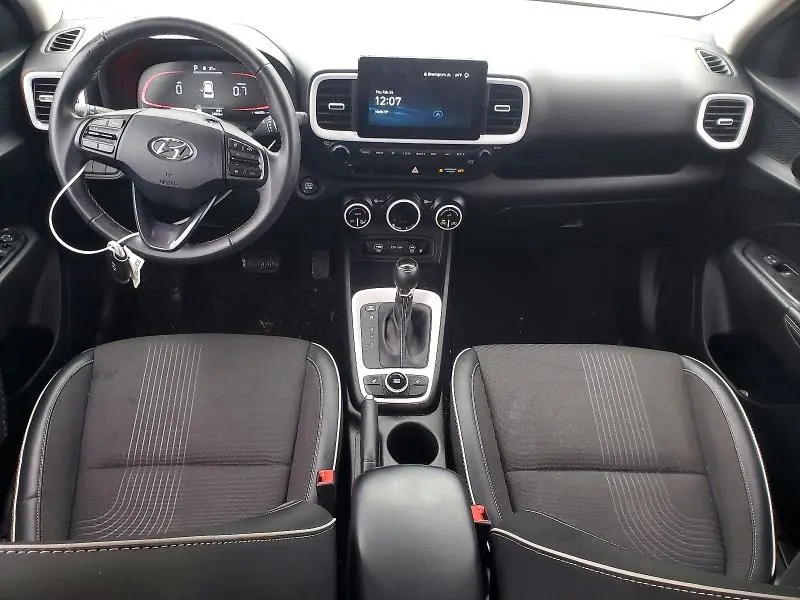 2024 HYUNDAI VENUE LIMITED  