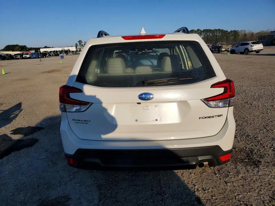 2022 SUBARU FORESTER   