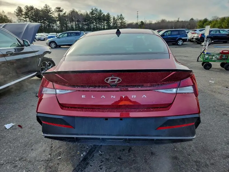 2025 HYUNDAI ELANTRA SEL SPORT  