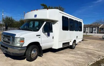 2014 FORD ECONOLINE E450 SUPER DUTY CUTAWAY VAN  