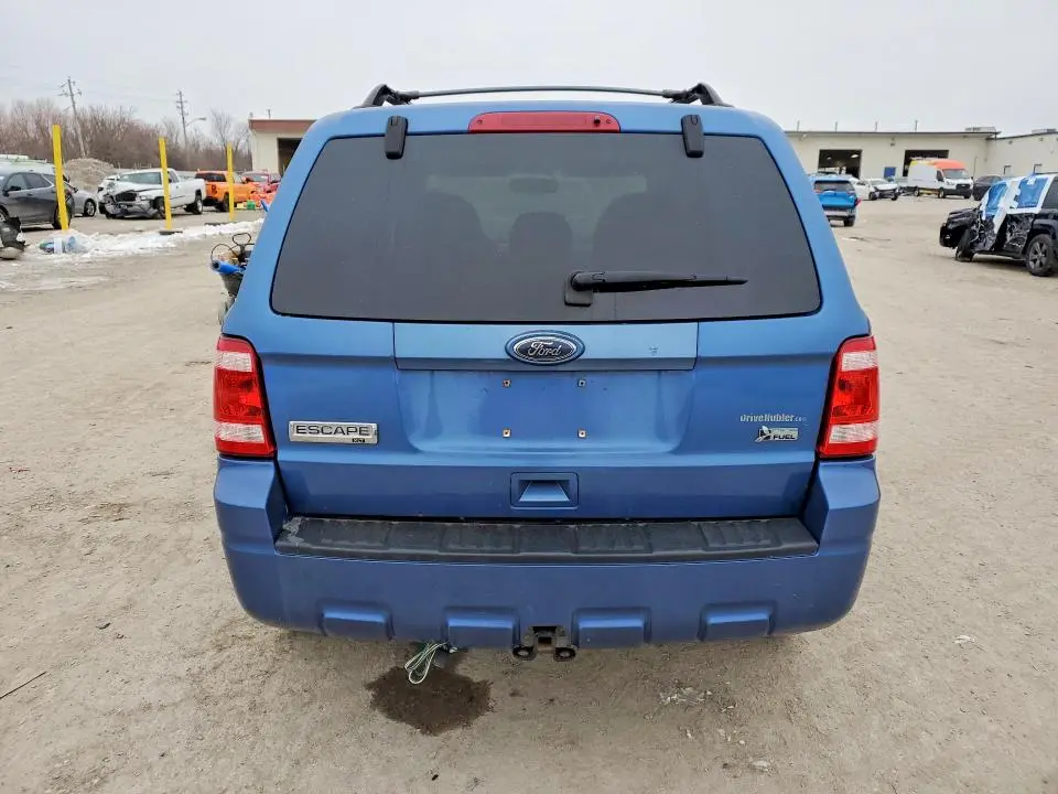 2010 FORD ESCAPE XLT  