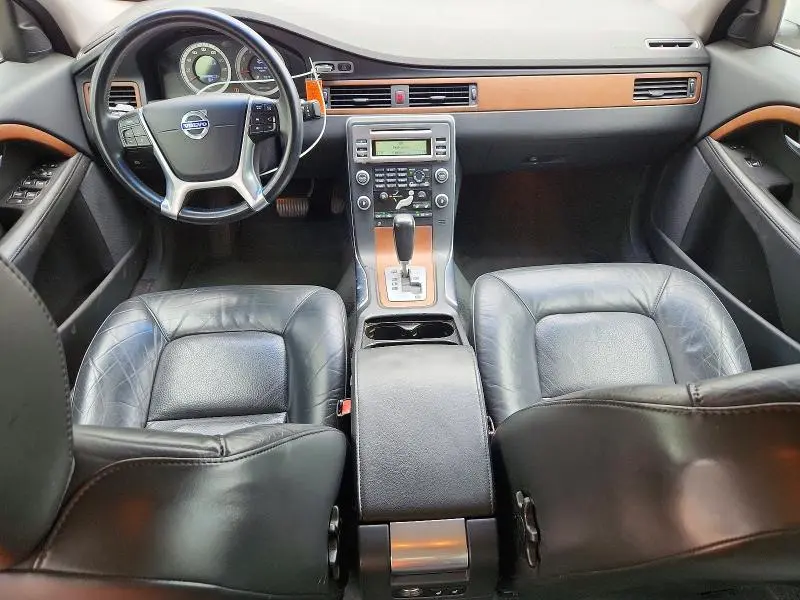 2010 VOLVO S80 3.2  