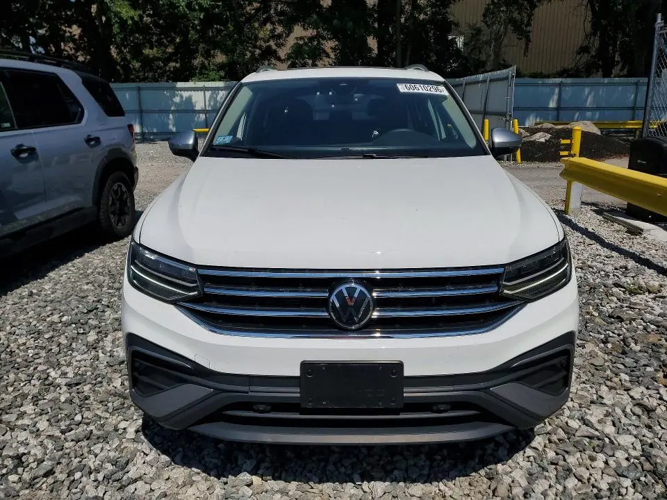 2024 VOLKSWAGEN TIGUAN WOLFSBURG  