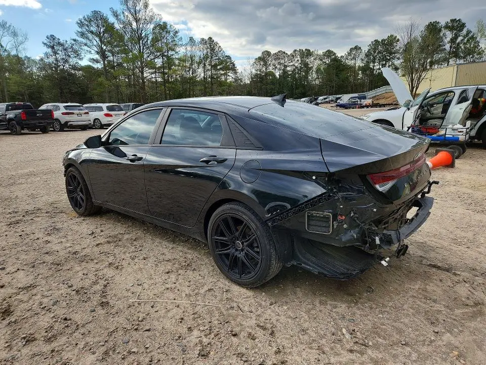 2023 HYUNDAI ELANTRA   