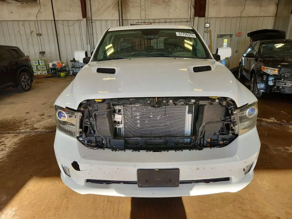 2013 RAM 1500 SPORT  