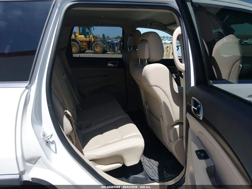 2017 JEEP GRAND CHEROKEE LAREDO 4X4