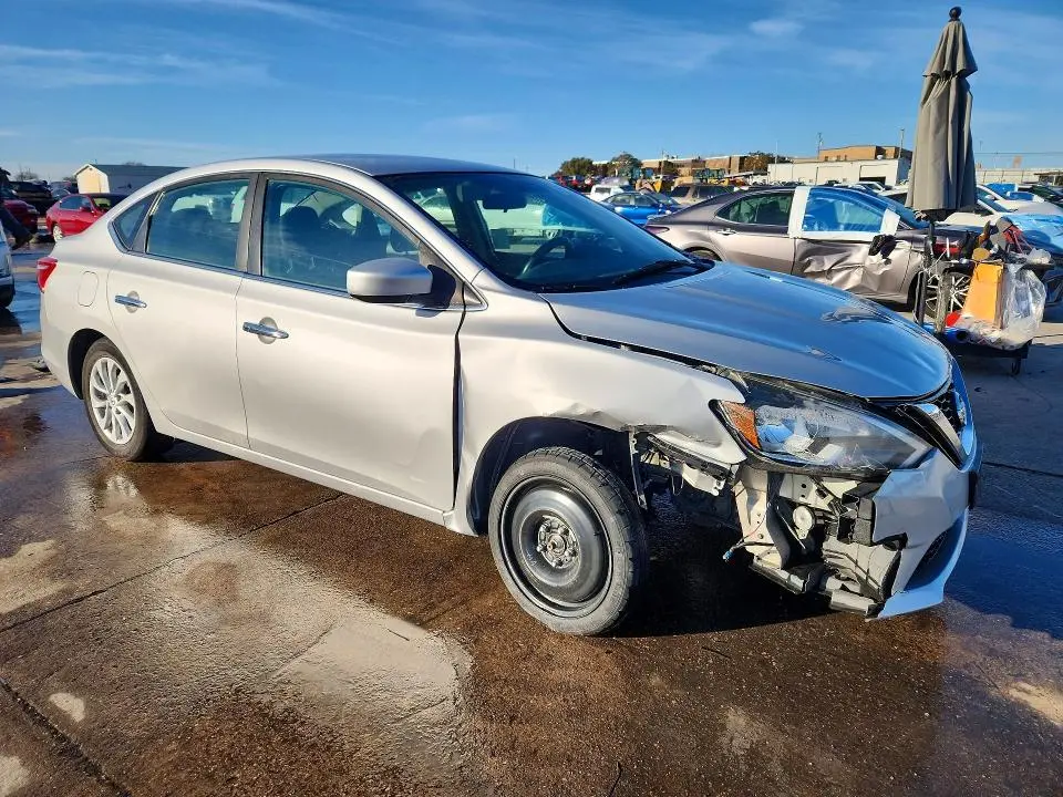 2019 NISSAN SENTRA SV  