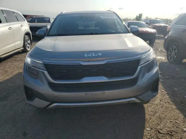 2023 KIA SELTOS S  