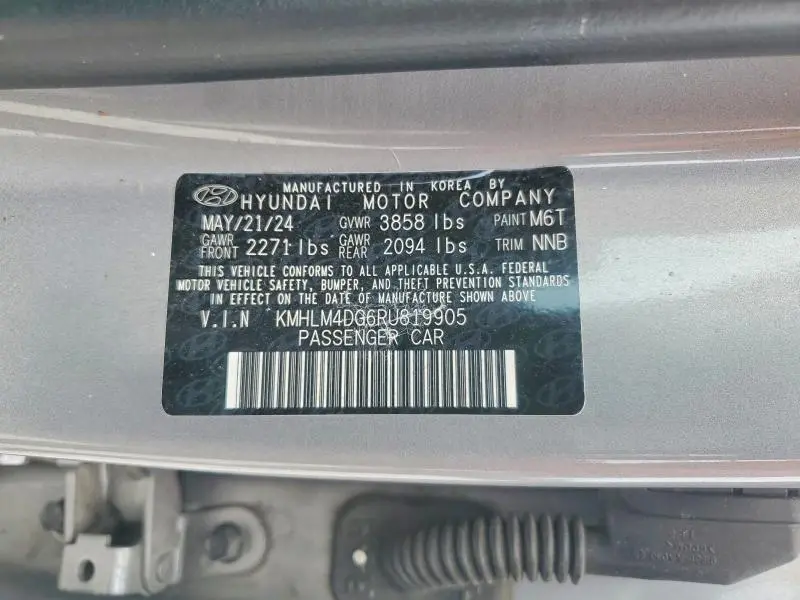 2024 HYUNDAI ELANTRA SEL  