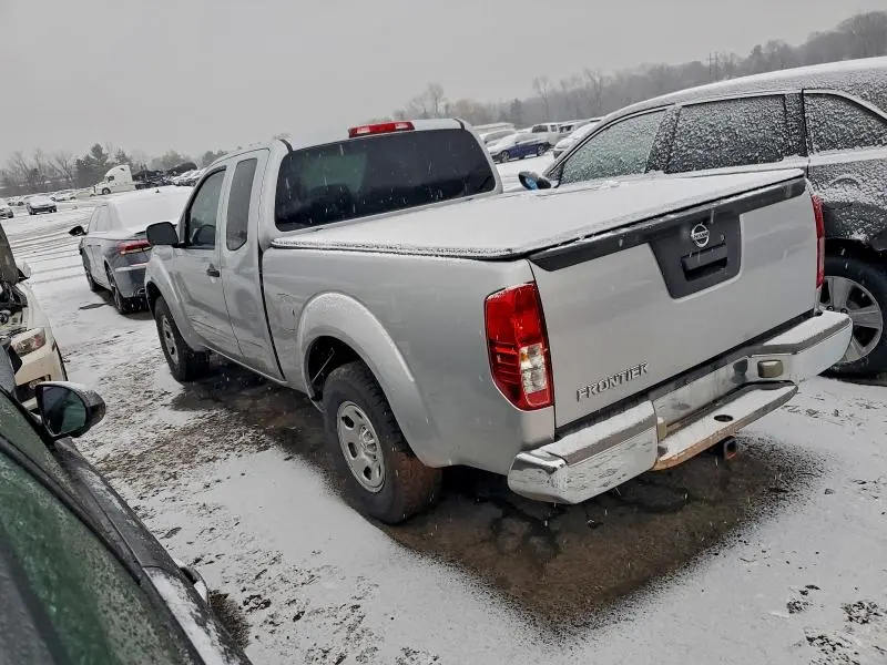 2015 NISSAN FRONTIER S  