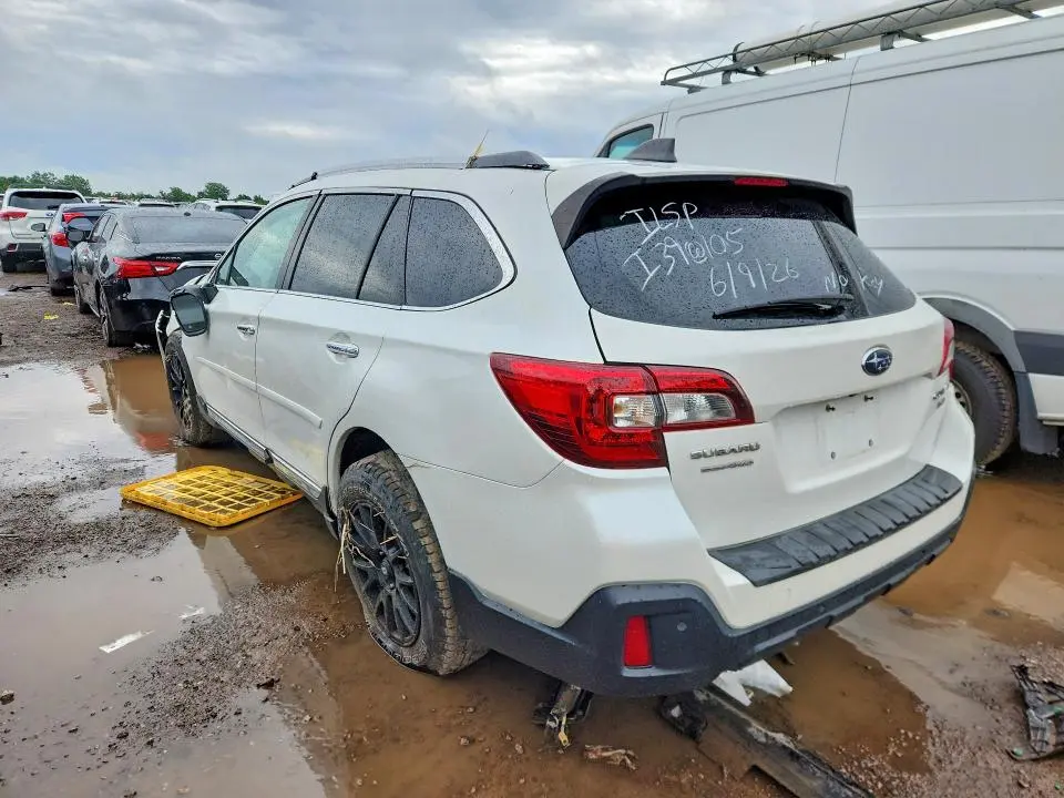 2018 SUBARU OUTBACK TOURING  
