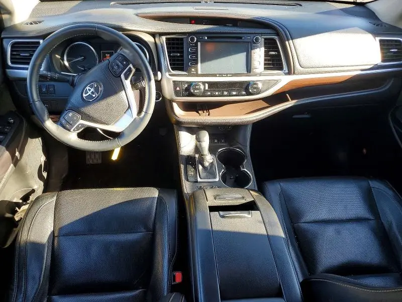 2016 TOYOTA HIGHLANDER LIMITED  