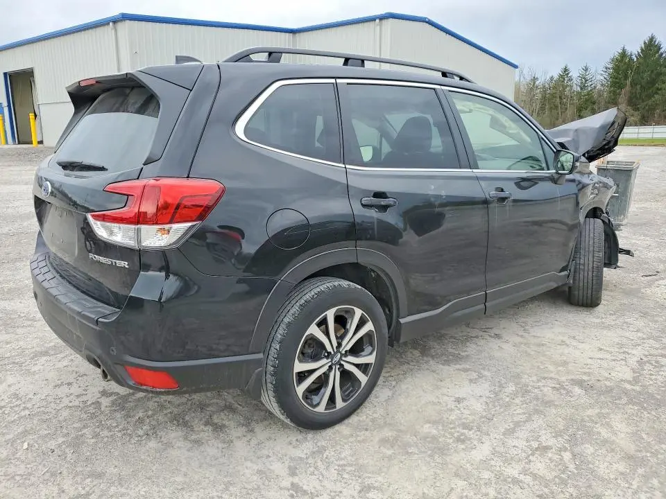 2023 SUBARU FORESTER LIMITED  