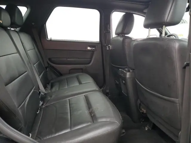 2010 FORD ESCAPE LIMITED  