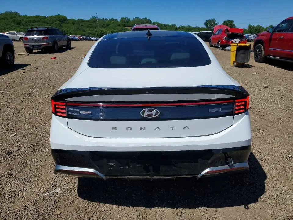 2024 HYUNDAI SONATA SEL  