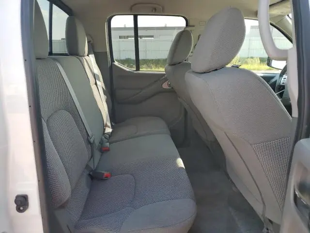 2018 NISSAN FRONTIER S