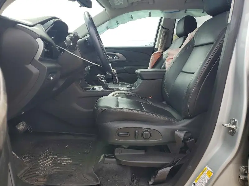 2021 CHEVROLET TRAVERSE LT  