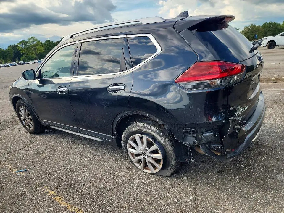 2020 NISSAN ROGUE SV  