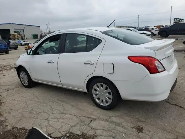 2019 NISSAN VERSA S  