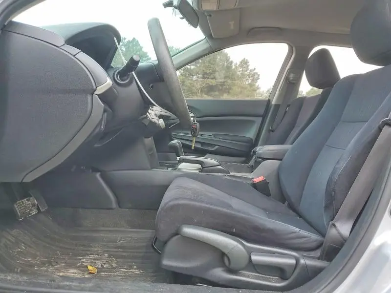 2011 HONDA ACCORD LX  