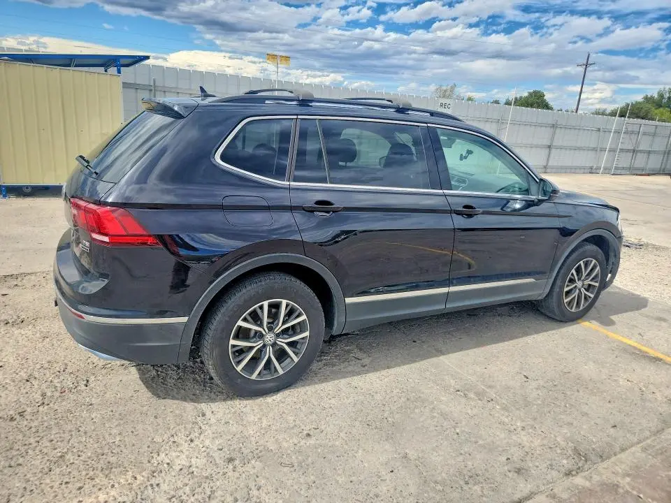 2018 VOLKSWAGEN TIGUAN SE  