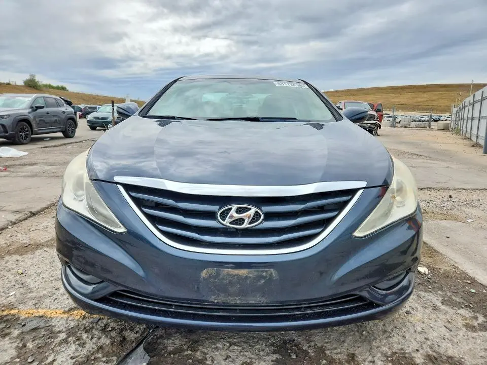 2012 HYUNDAI SONATA GLS  