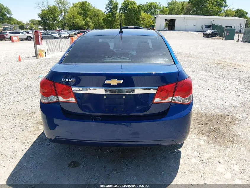 2013 CHEVROLET CRUZE LS AUTO