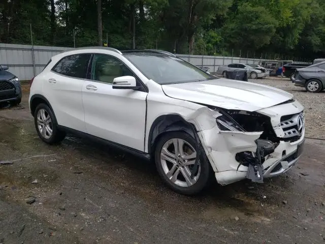 2019 MERCEDES-BENZ GLA 250 4MATIC  