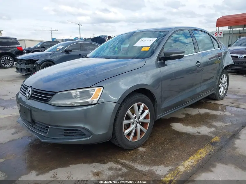 2013 VOLKSWAGEN JETTA SE