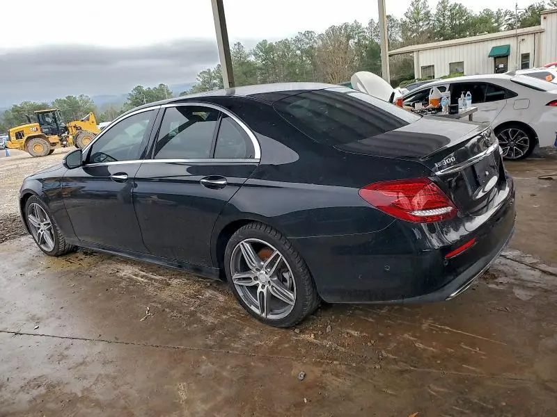 2017 MERCEDES-BENZ E 300  