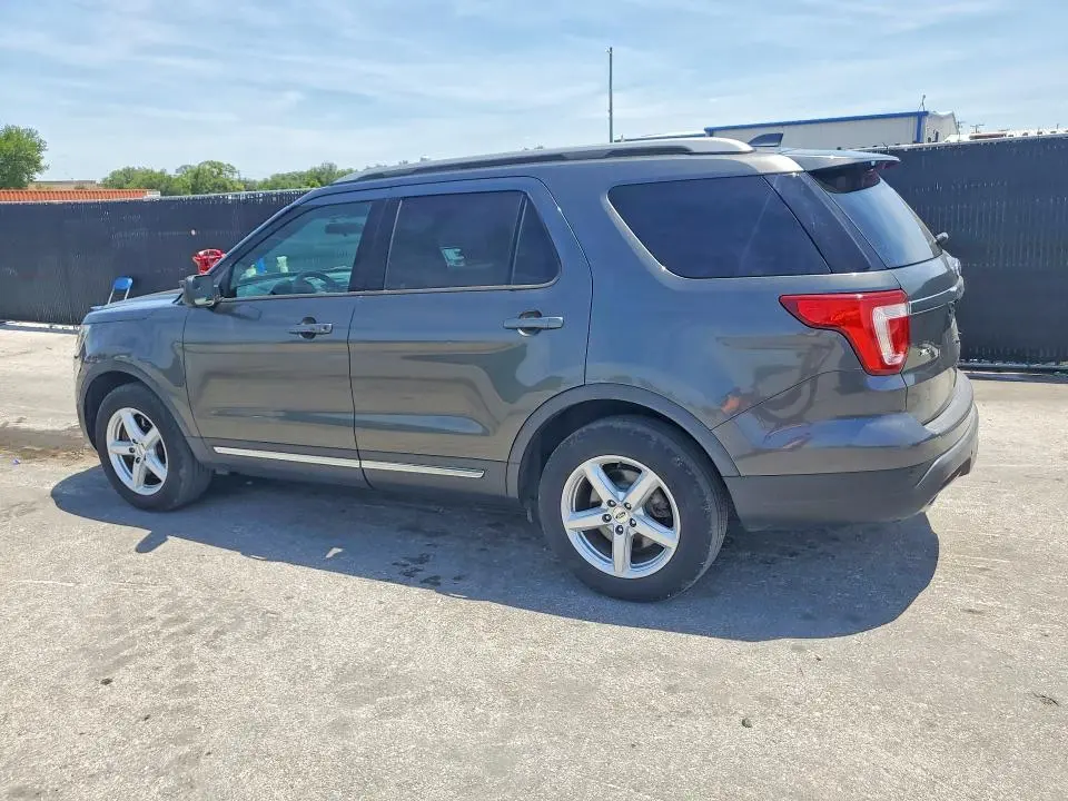 2018 FORD EXPLORER XLT  