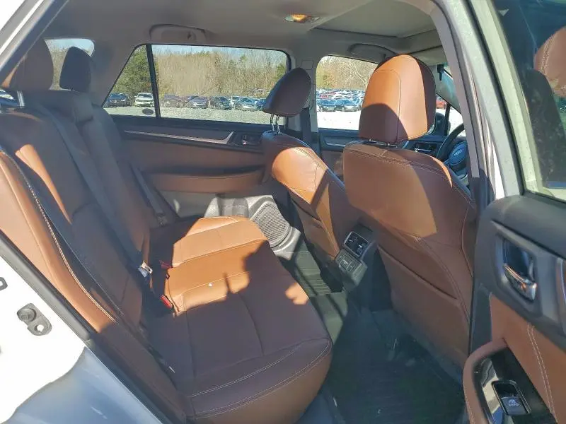 2018 SUBARU OUTBACK TOURING  