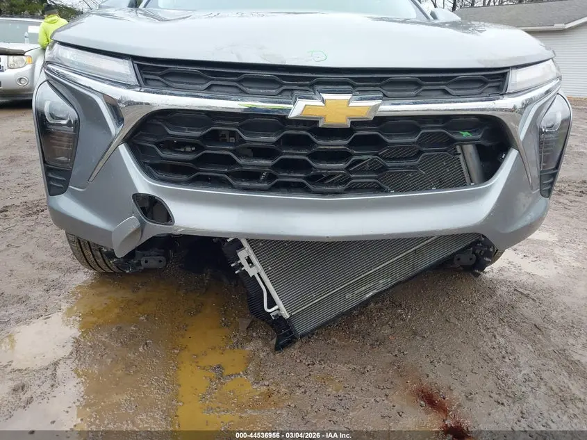 2025 CHEVROLET TRAX FWD LS