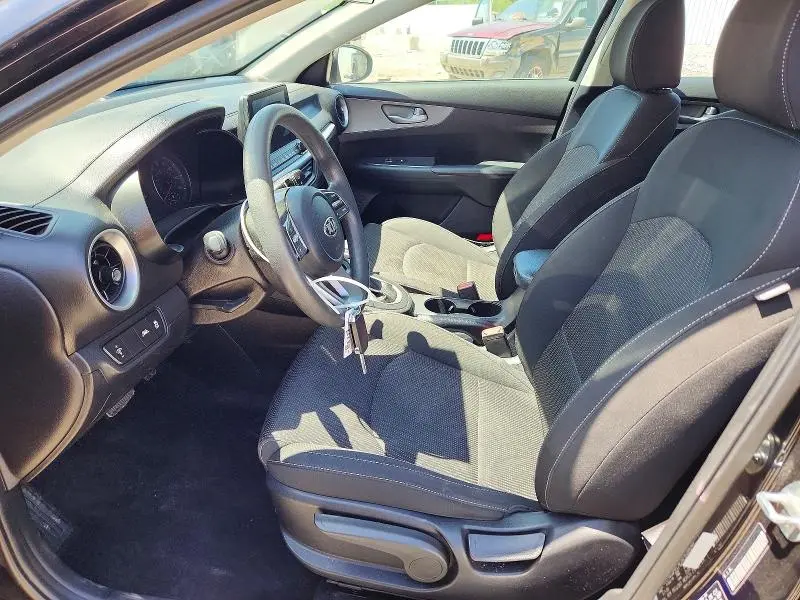 2019 KIA FORTE LXS  