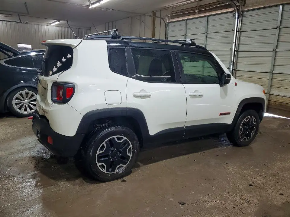 2016 JEEP RENEGADE TRAILHAWK  