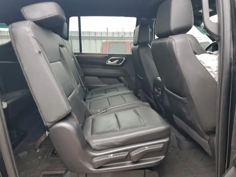 2023 CHEVROLET SUBURBAN K1500 LT  