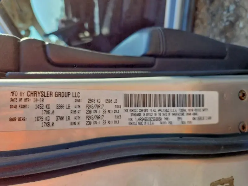 2011 JEEP GRAND CHEROKEE LAREDO  