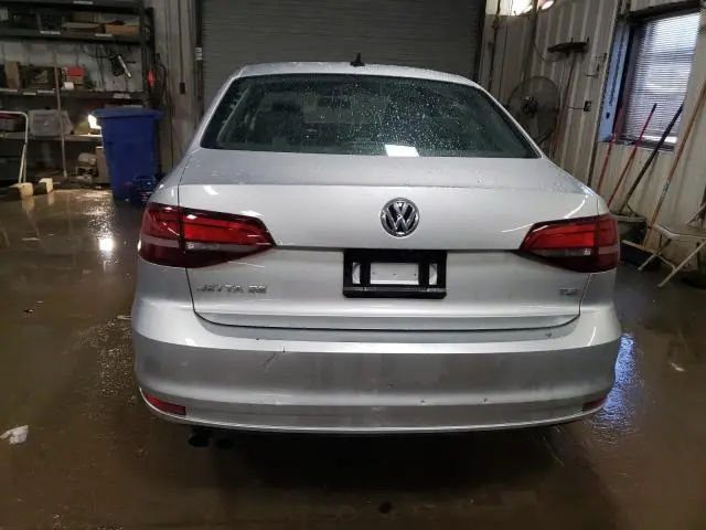 2016 VOLKSWAGEN JETTA SE  