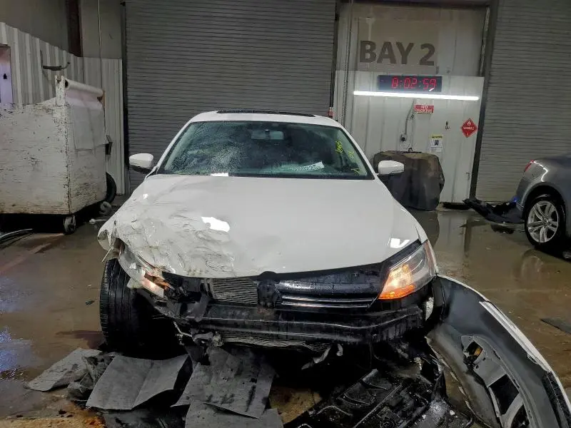 2012 VOLKSWAGEN JETTA SEL  