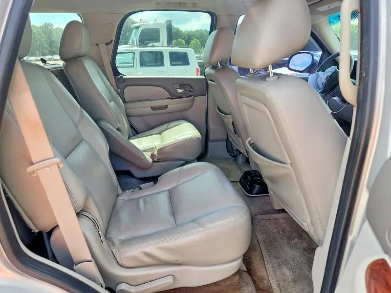2011 CHEVROLET TAHOE C1500 LTZ  