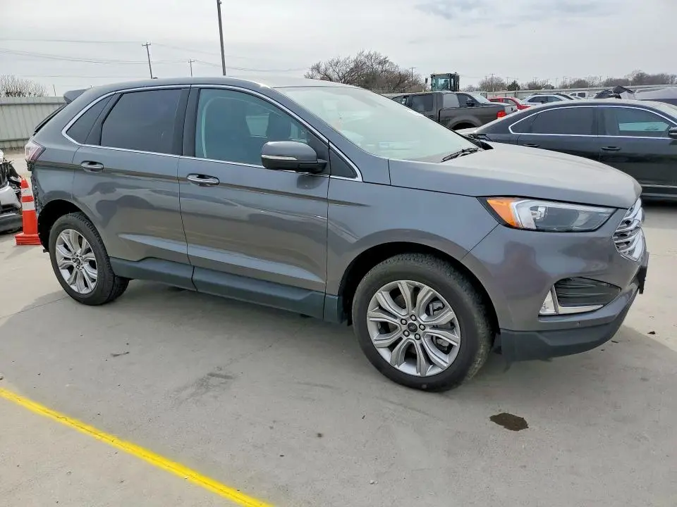 2023 FORD EDGE TITANIUM  