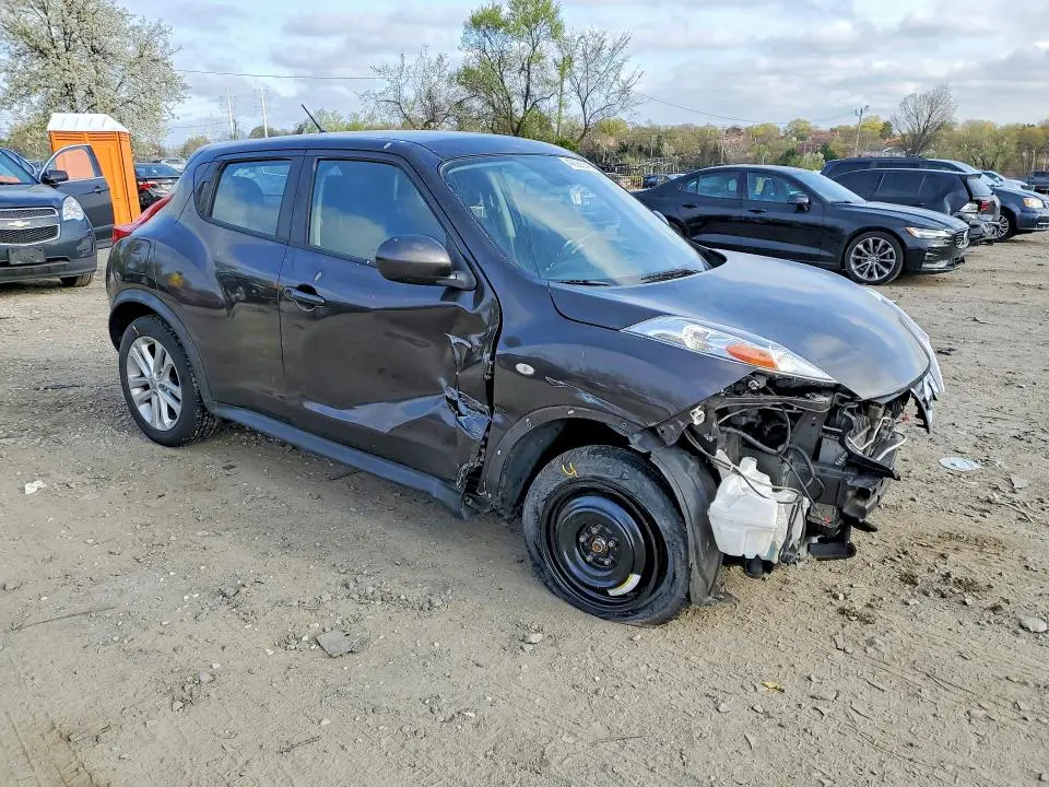 2013 NISSAN JUKE S  