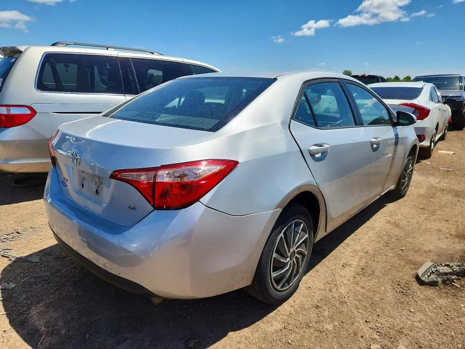 2017 TOYOTA COROLLA LE  