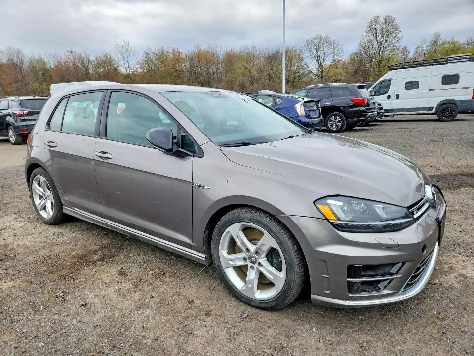 2016 VOLKSWAGEN GOLF R   