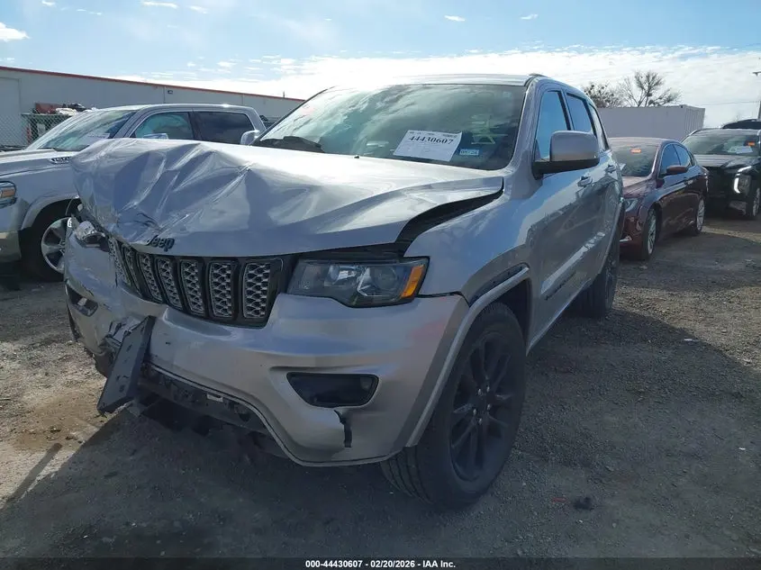 2019 JEEP GRAND CHEROKEE ALTITUDE 4X2