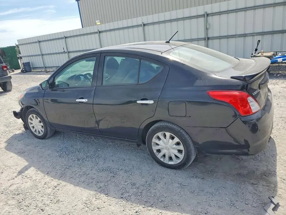 2019 NISSAN VERSA SV  