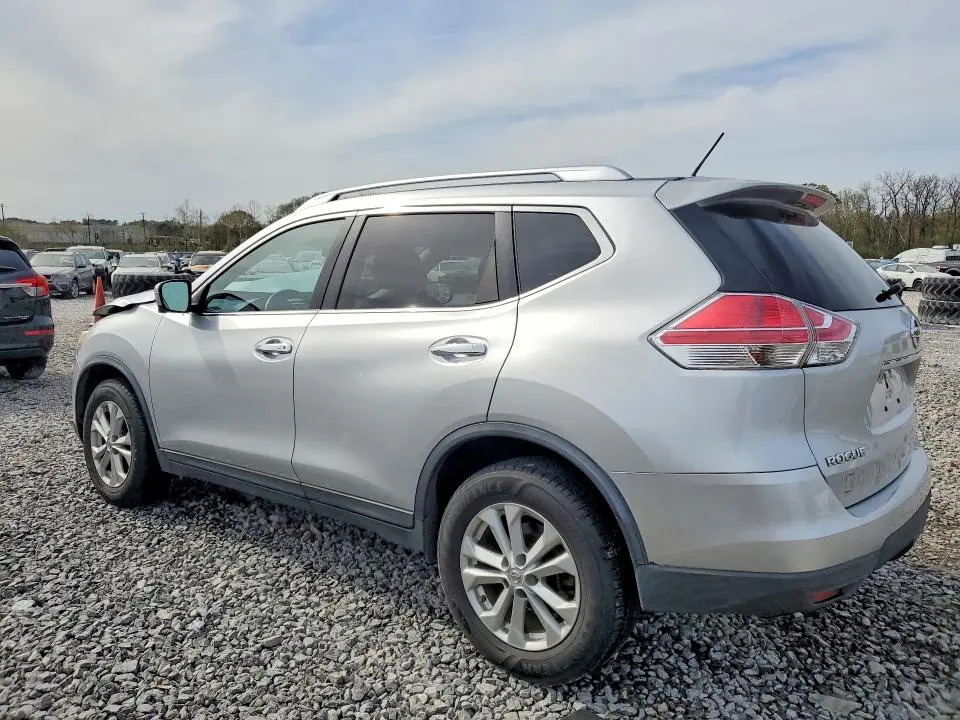 2015 NISSAN ROGUE SV  