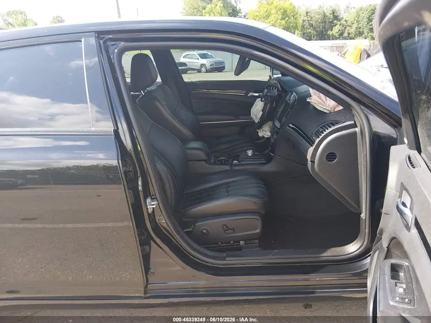 2018 CHRYSLER 300 300S