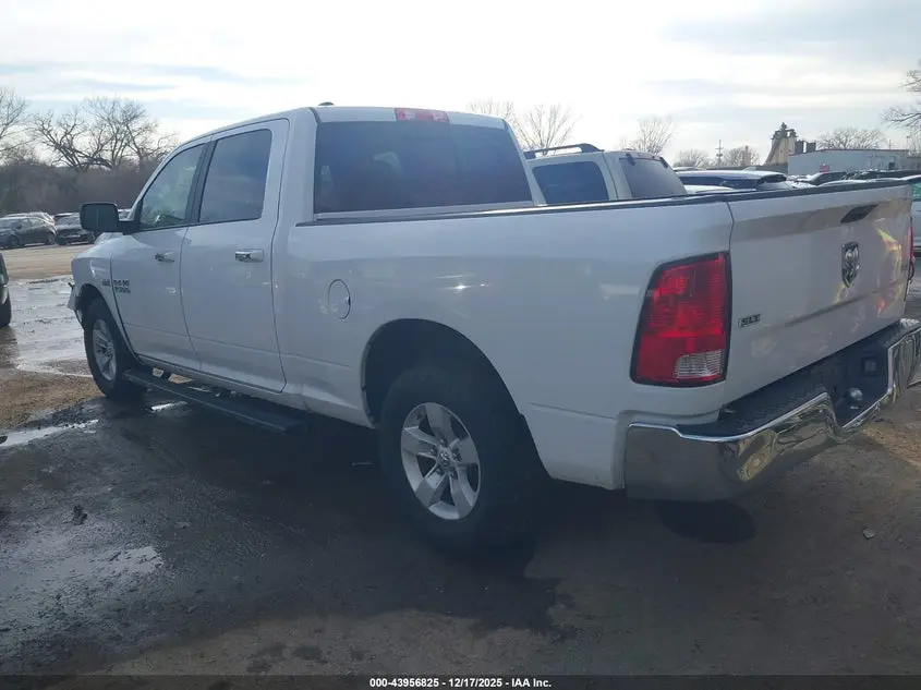 2018 RAM 1500 SLT  4X2 6'4 BOX