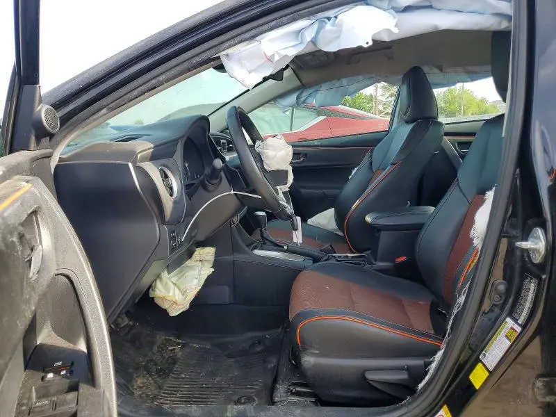 2018 TOYOTA COROLLA SE  